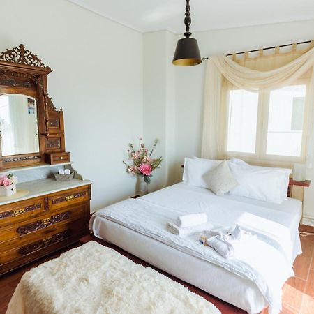 Akadimia Luxury Apartment Mytilíni Esterno foto