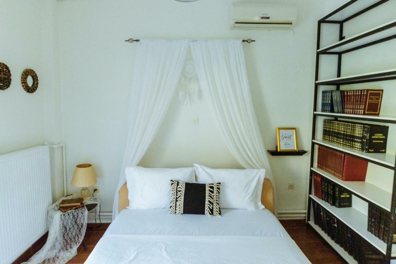 Akadimia Luxury Apartment Mytilíni Esterno foto